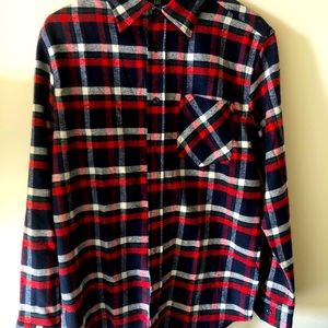 Large Men’s Casual collar shirt.